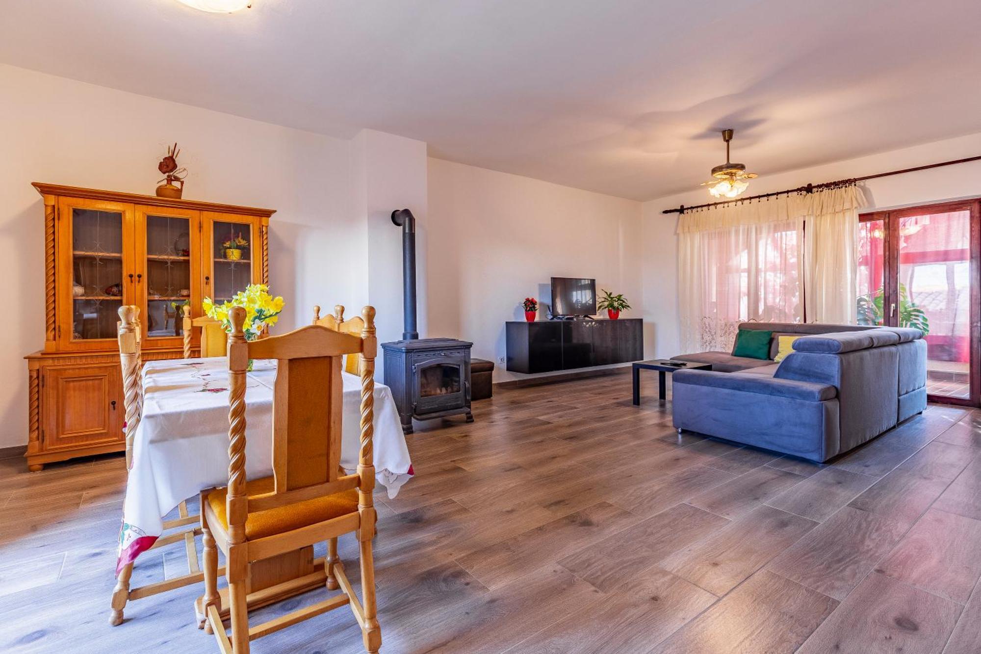 Ruby Apartment